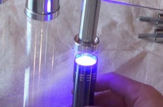 How to glue metal to glass